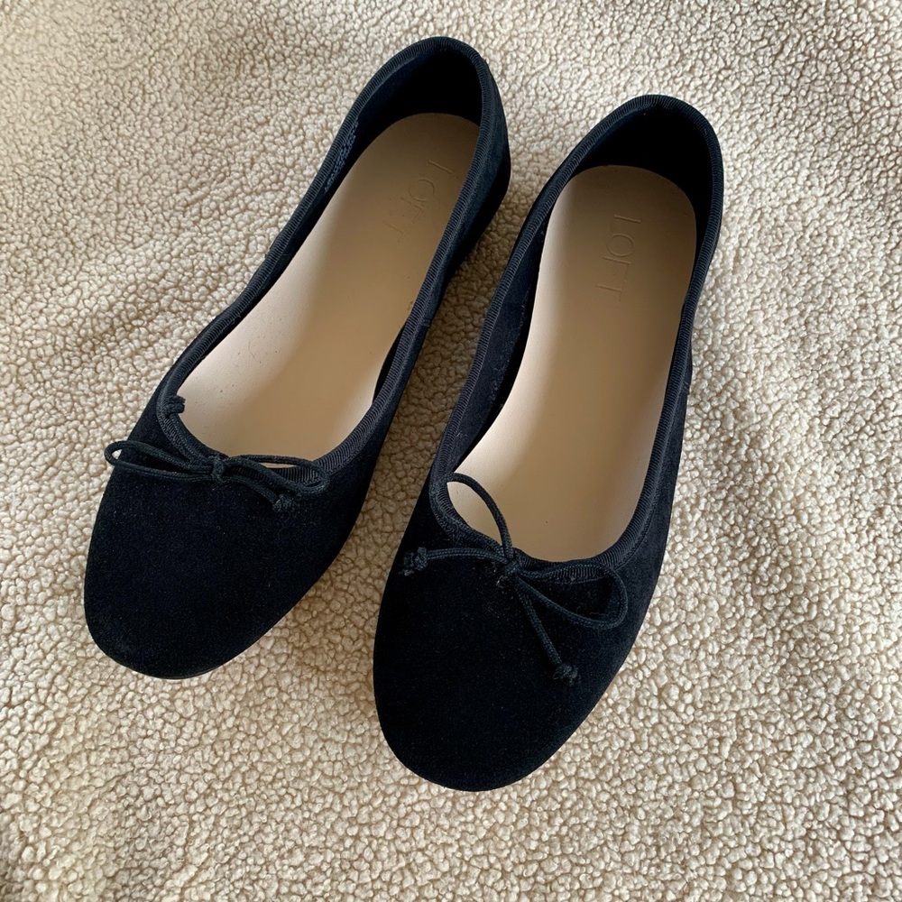 NWOT Loft Black Ballet Flats